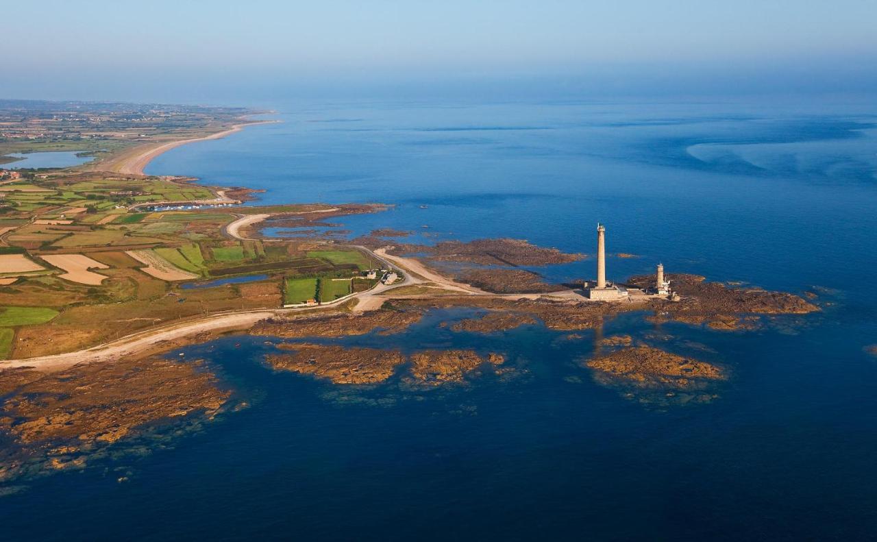 Вилла Maison Normande Proche De La Mer Et Des Commodites Quettehou Экстерьер фото